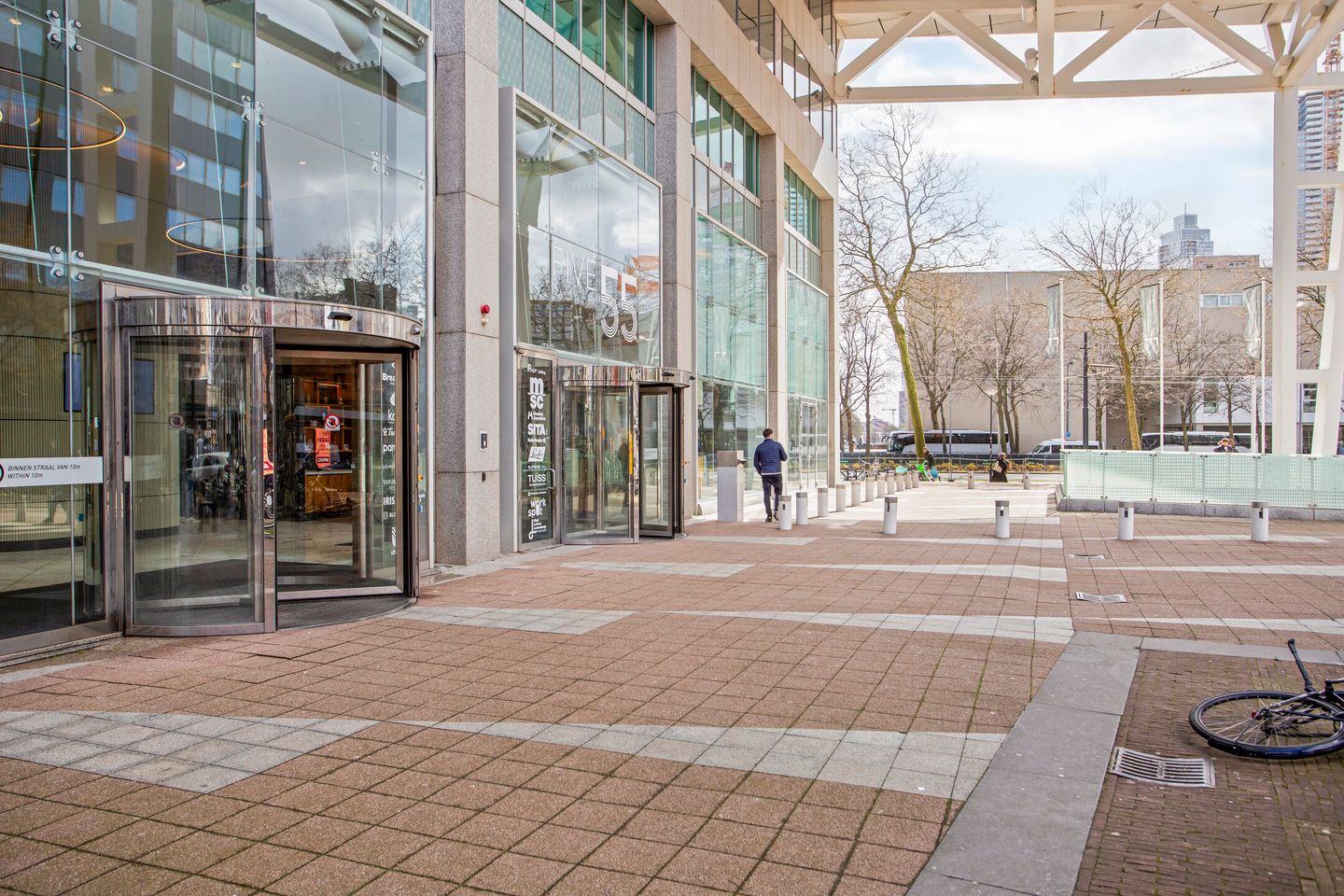 Bekijk foto 3 van Blaak 555