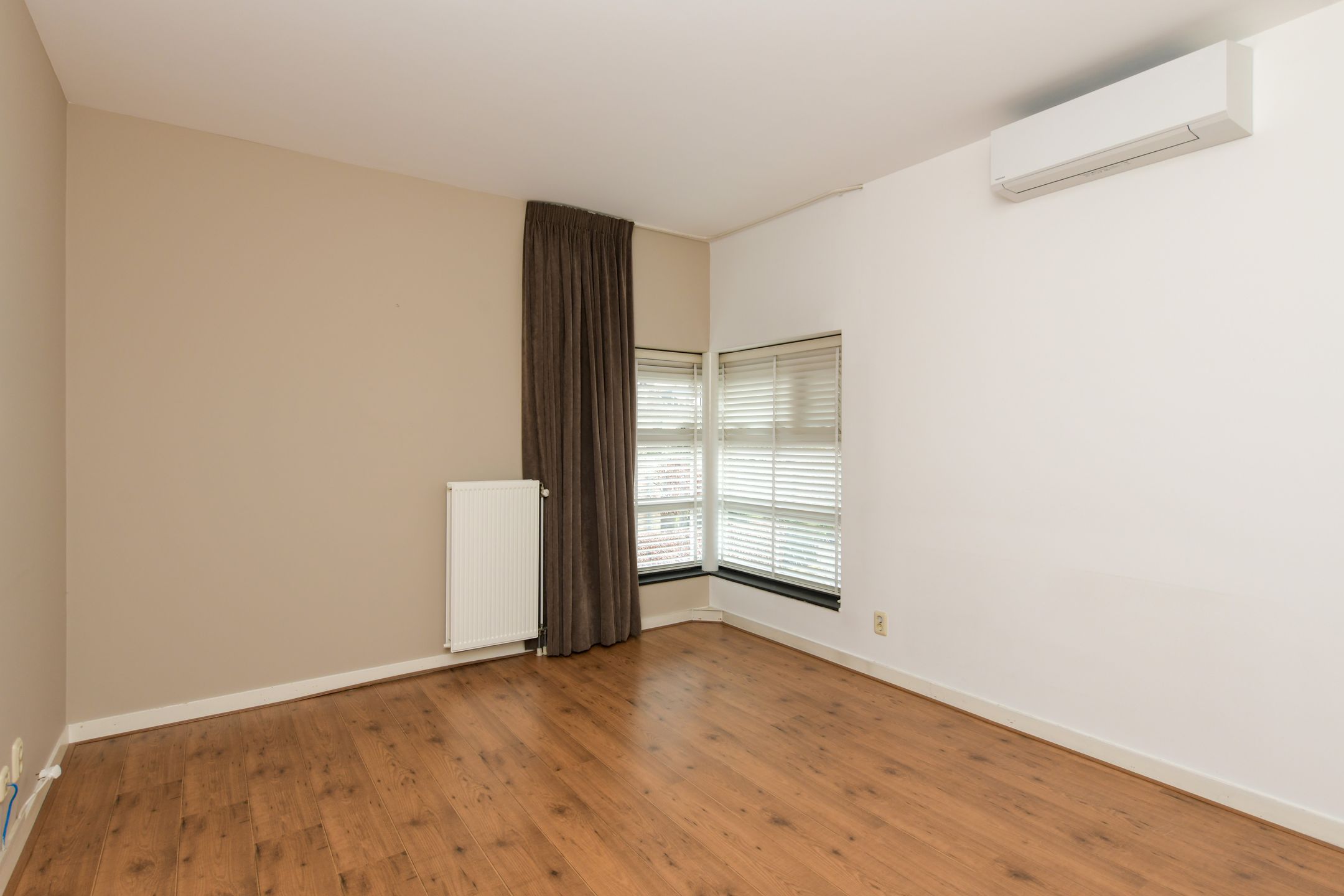 Foto 12 van Lijsterbeslaan 16