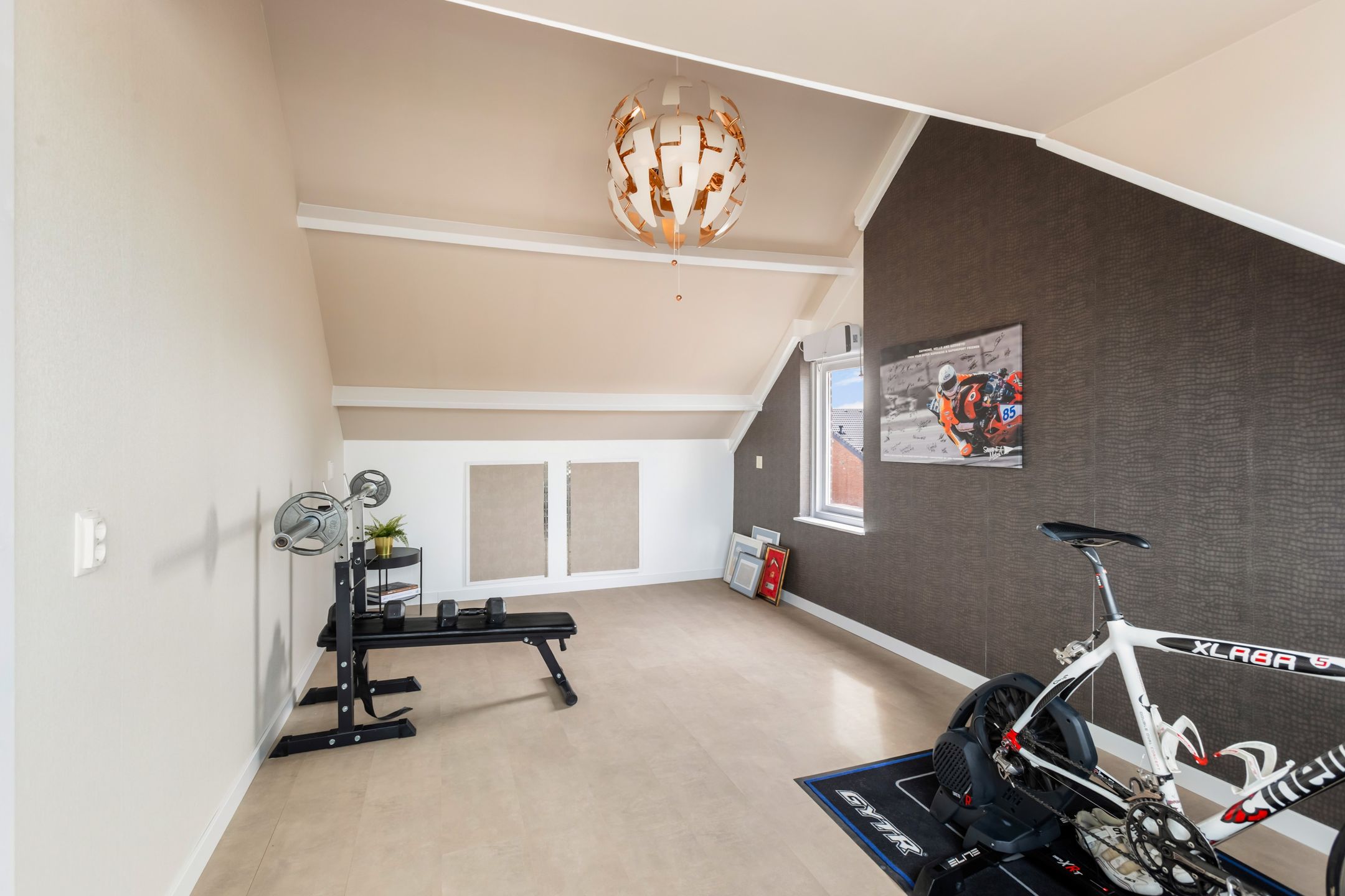 Foto 27 van Van Hogendorpstraat 11