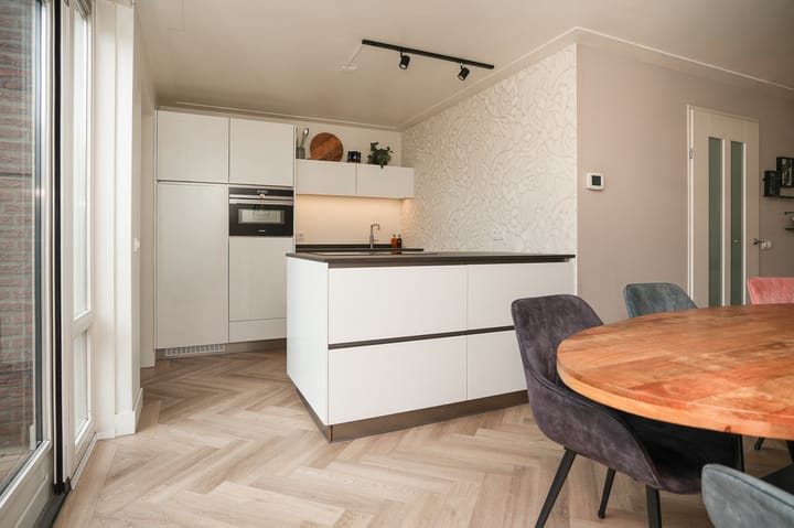 Photo 3 of Bunzinghage 47