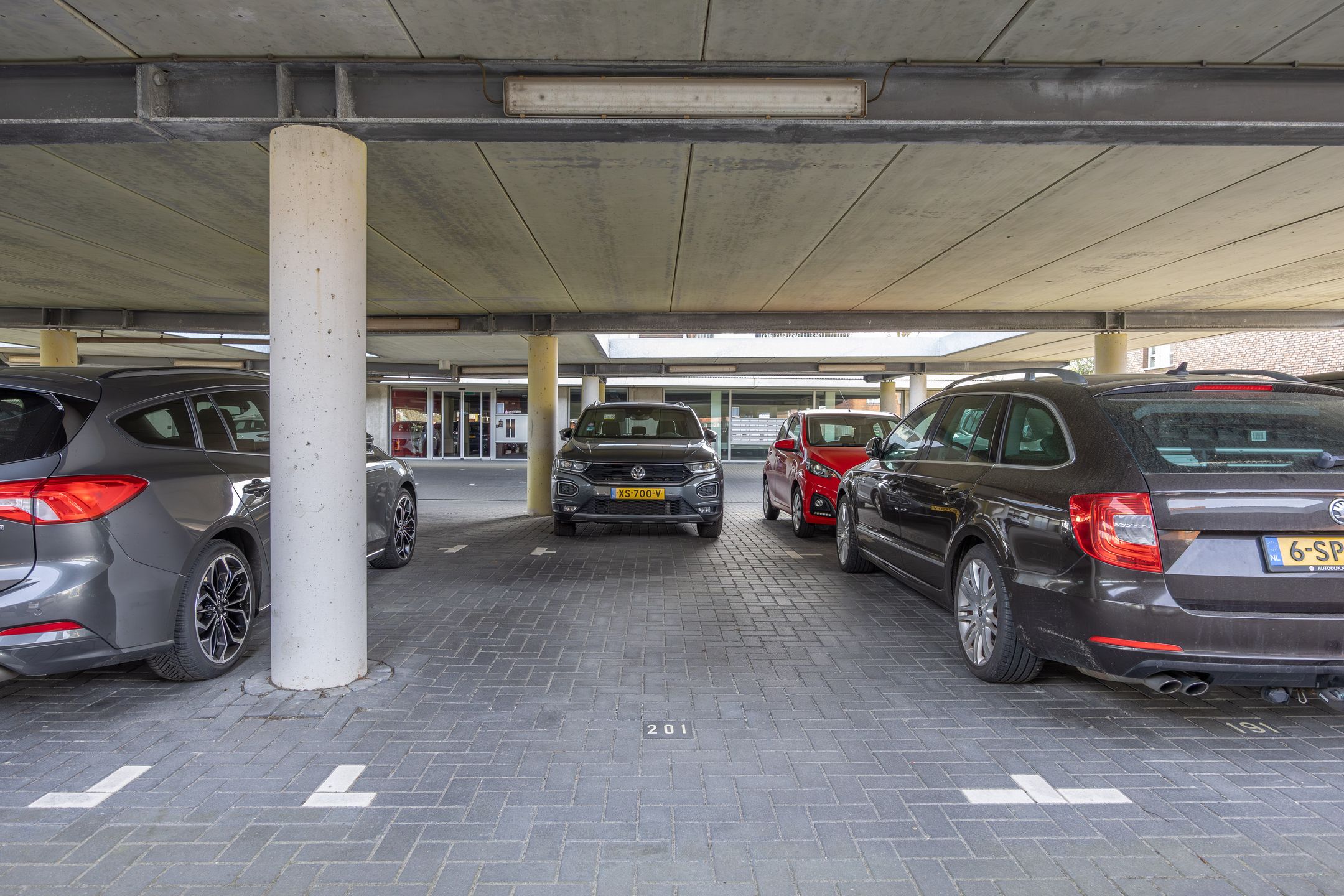 Foto 45 van De Malus 201