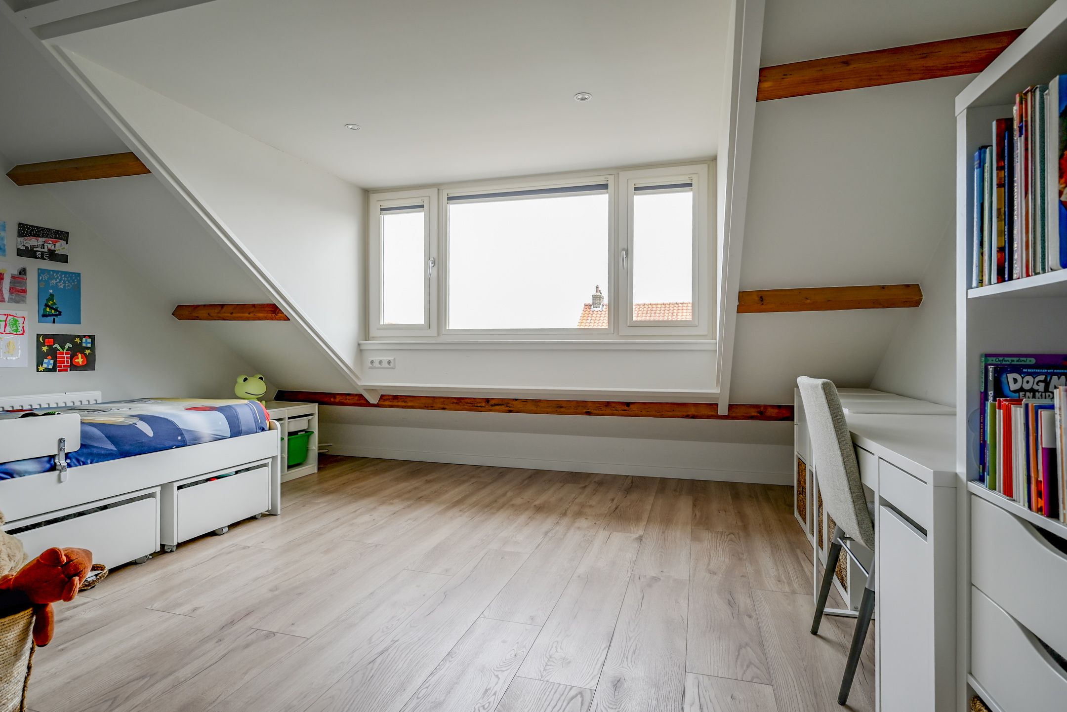 Charming 1940s family home with sunny roof terrace in Leiden — 45