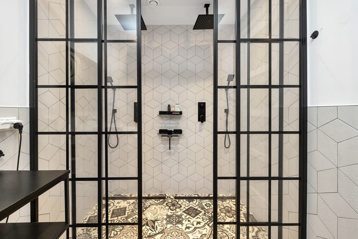 Photo 2 of Bloys van Treslongstraat 58-H