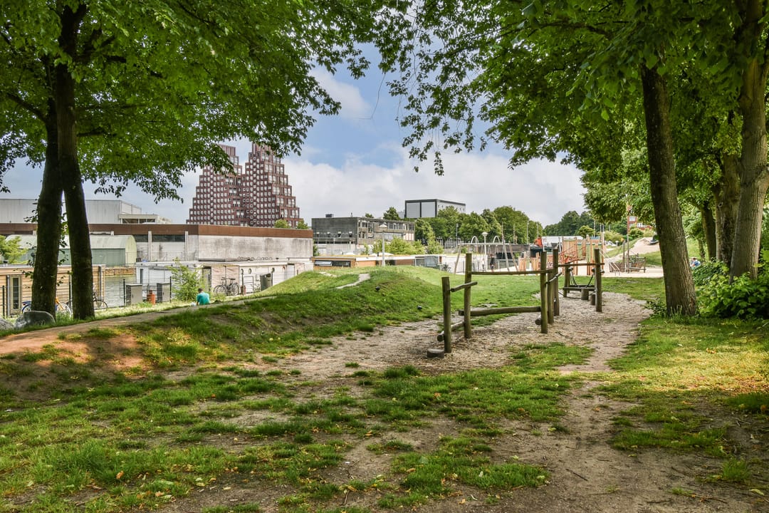 Foto 47 van Bloys van Treslongstraat 58-H