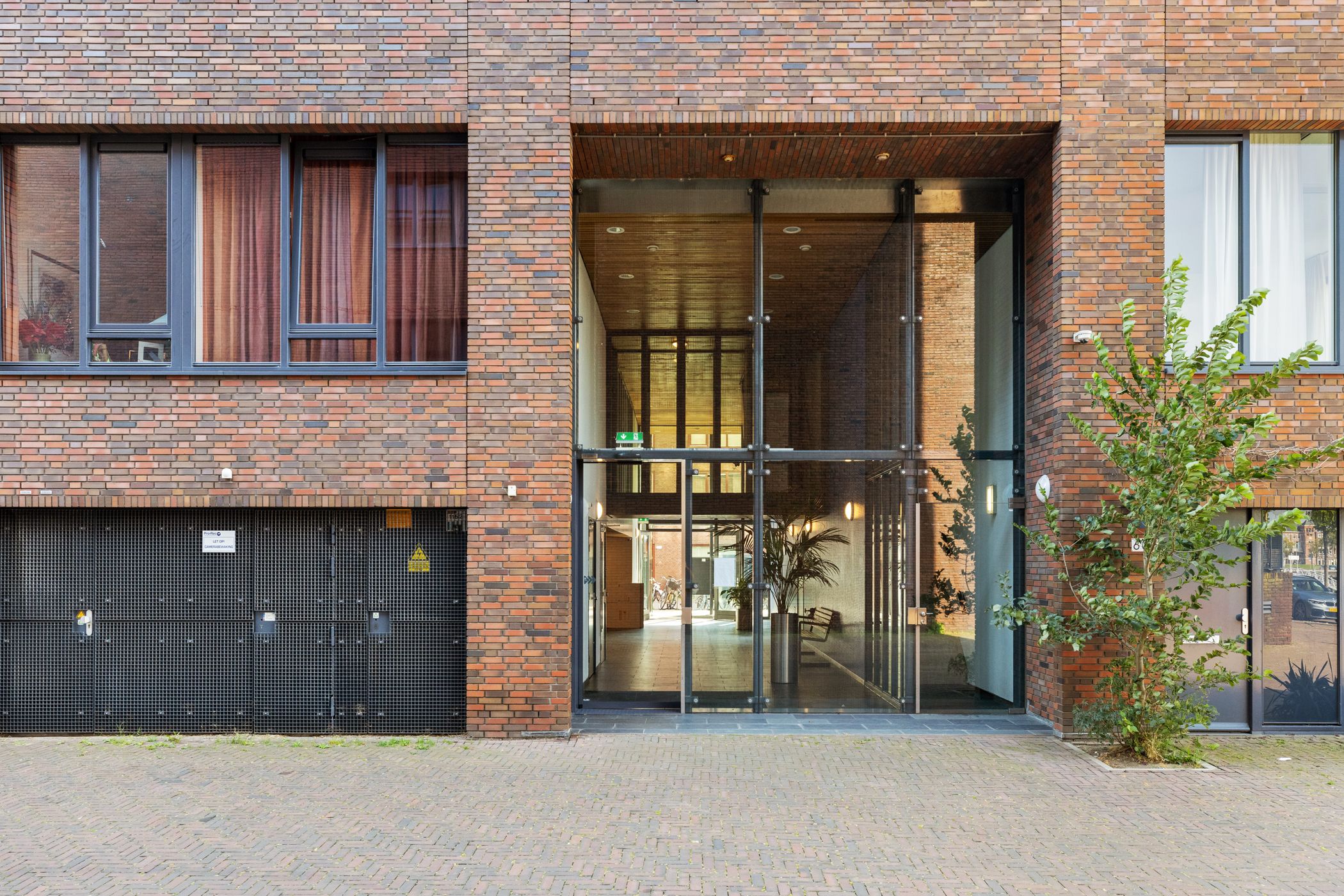 Turnkey luxury apartment with harbor views and smart home technology in Schiemond — 39