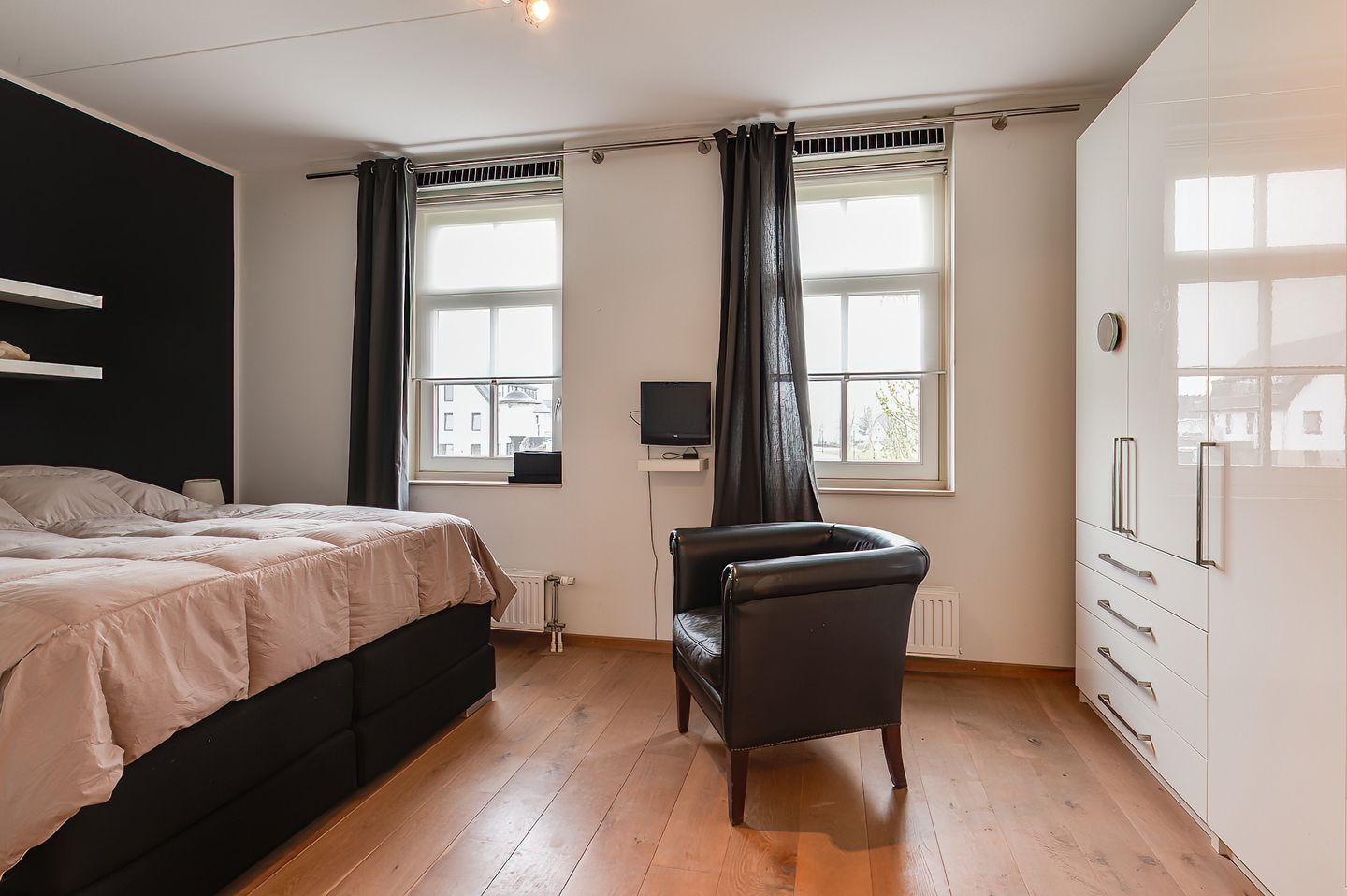 Foto 25 van Kuifeend 14