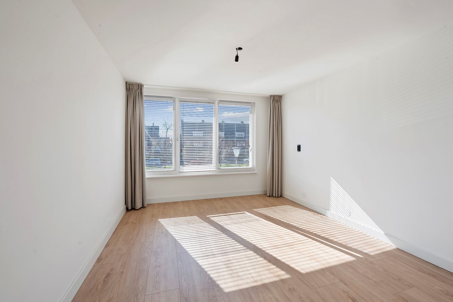 Foto 25 van Prins Willem-Alexandersingel 158