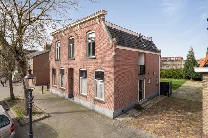 Photo 2 of Lange Brugstraat 49