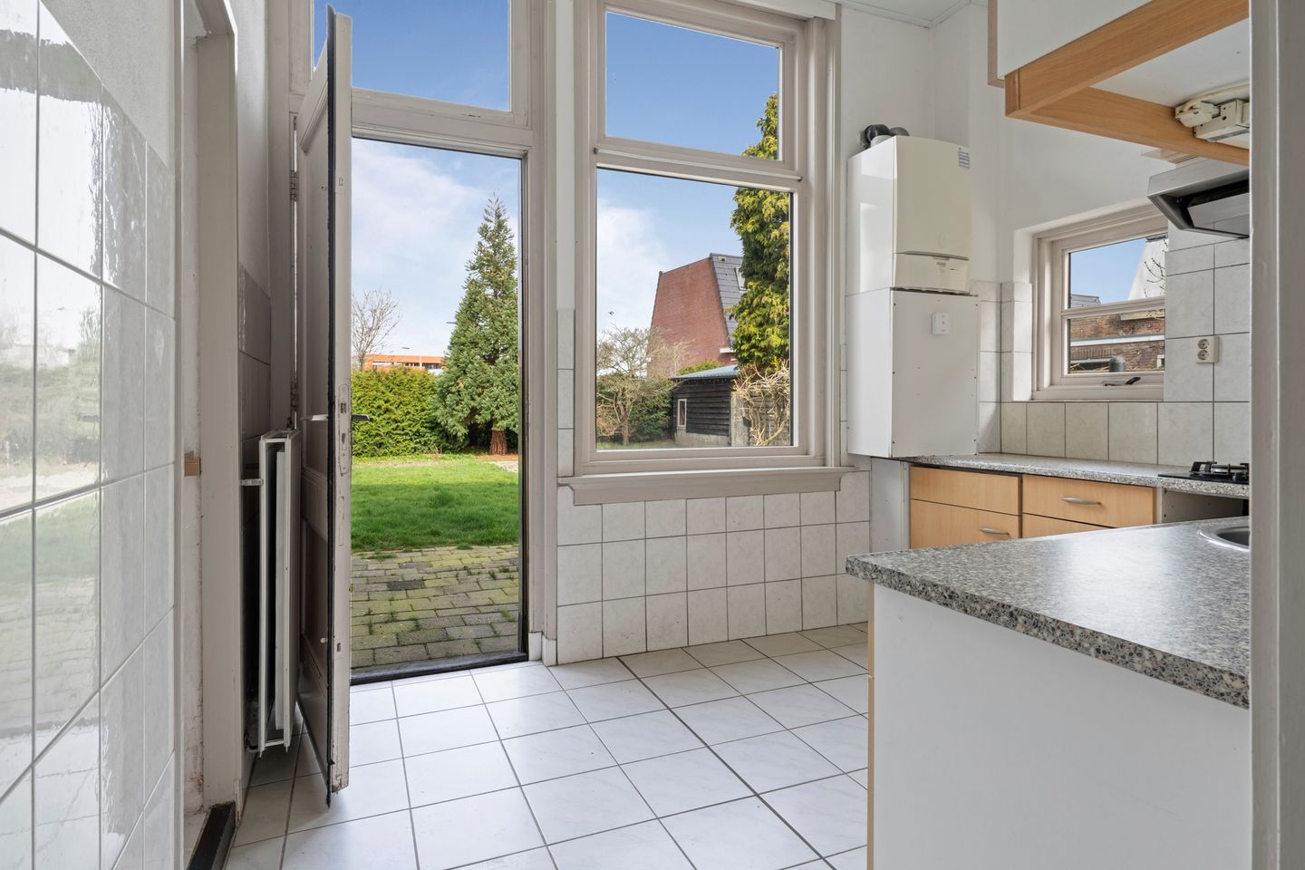 Foto 35 van Lange Brugstraat 49