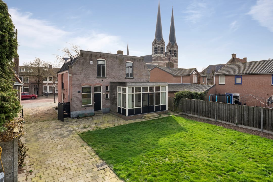 Foto 71 van Lange Brugstraat 49