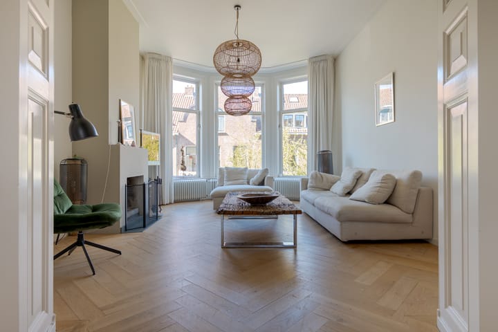 Photo 2 of Koningin Wilhelminastraat 14-A