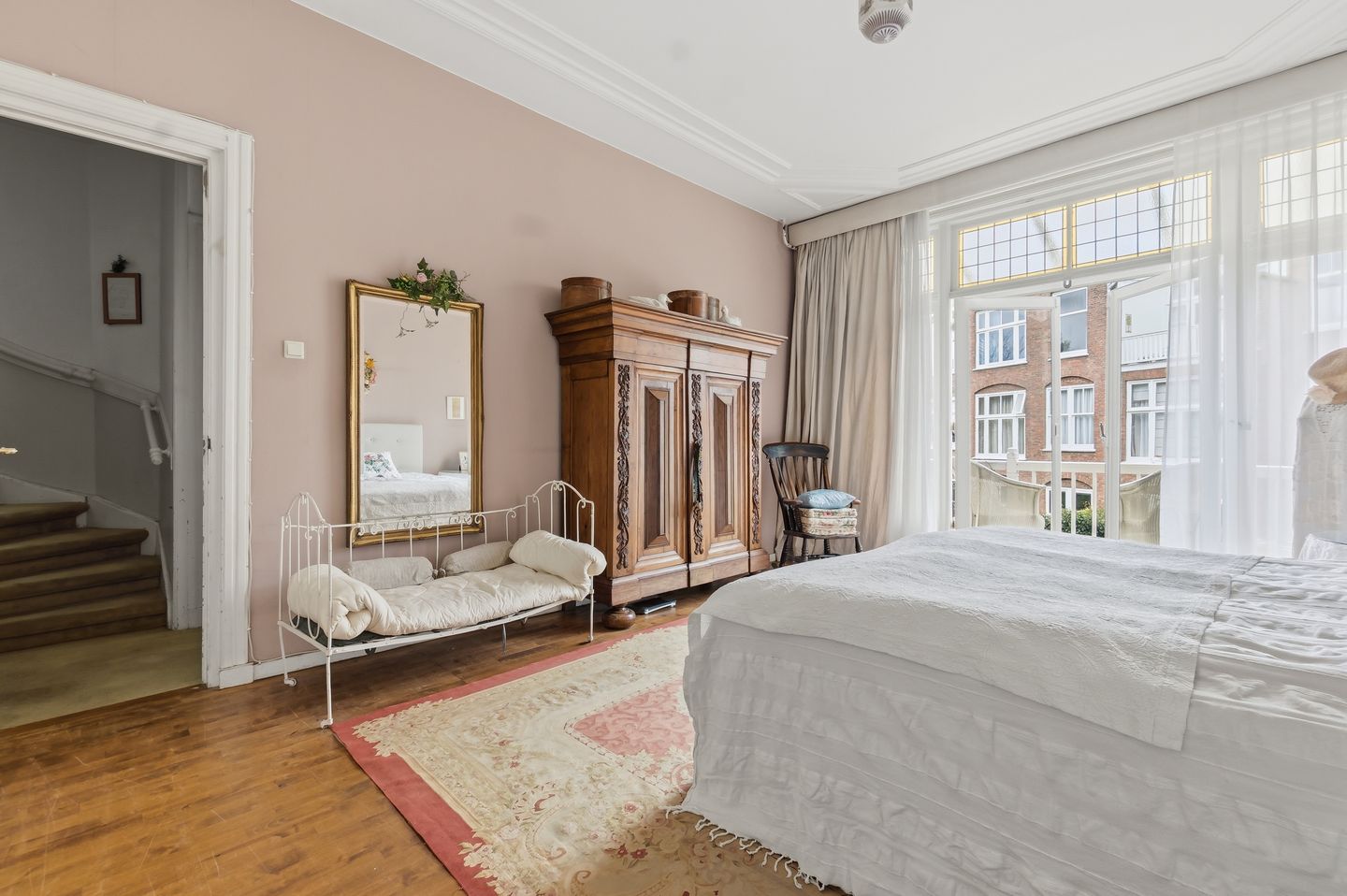 Characterful spacious townhouse in Statenkwartier — 40