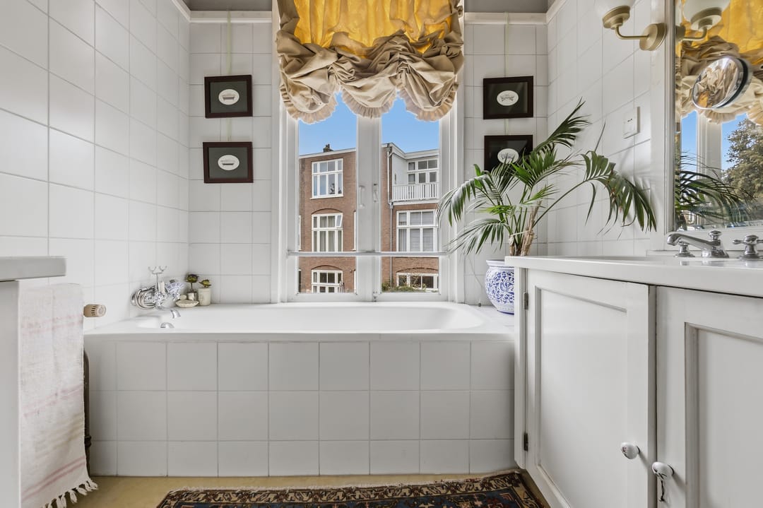 Characterful spacious townhouse in Statenkwartier — 47