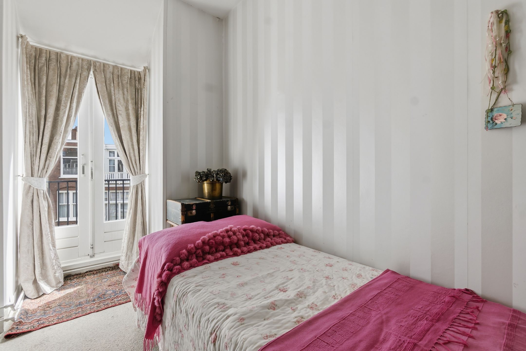 Characterful spacious townhouse in Statenkwartier — 54