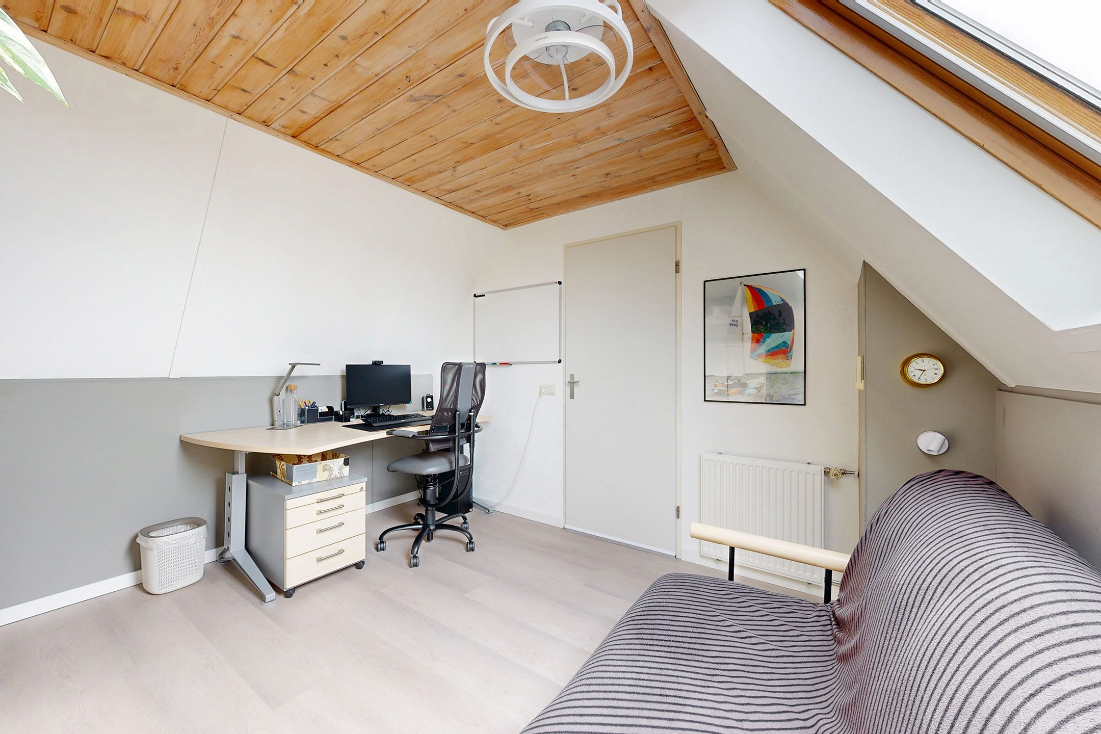 Foto 54 van Leeuwerikstraat 24