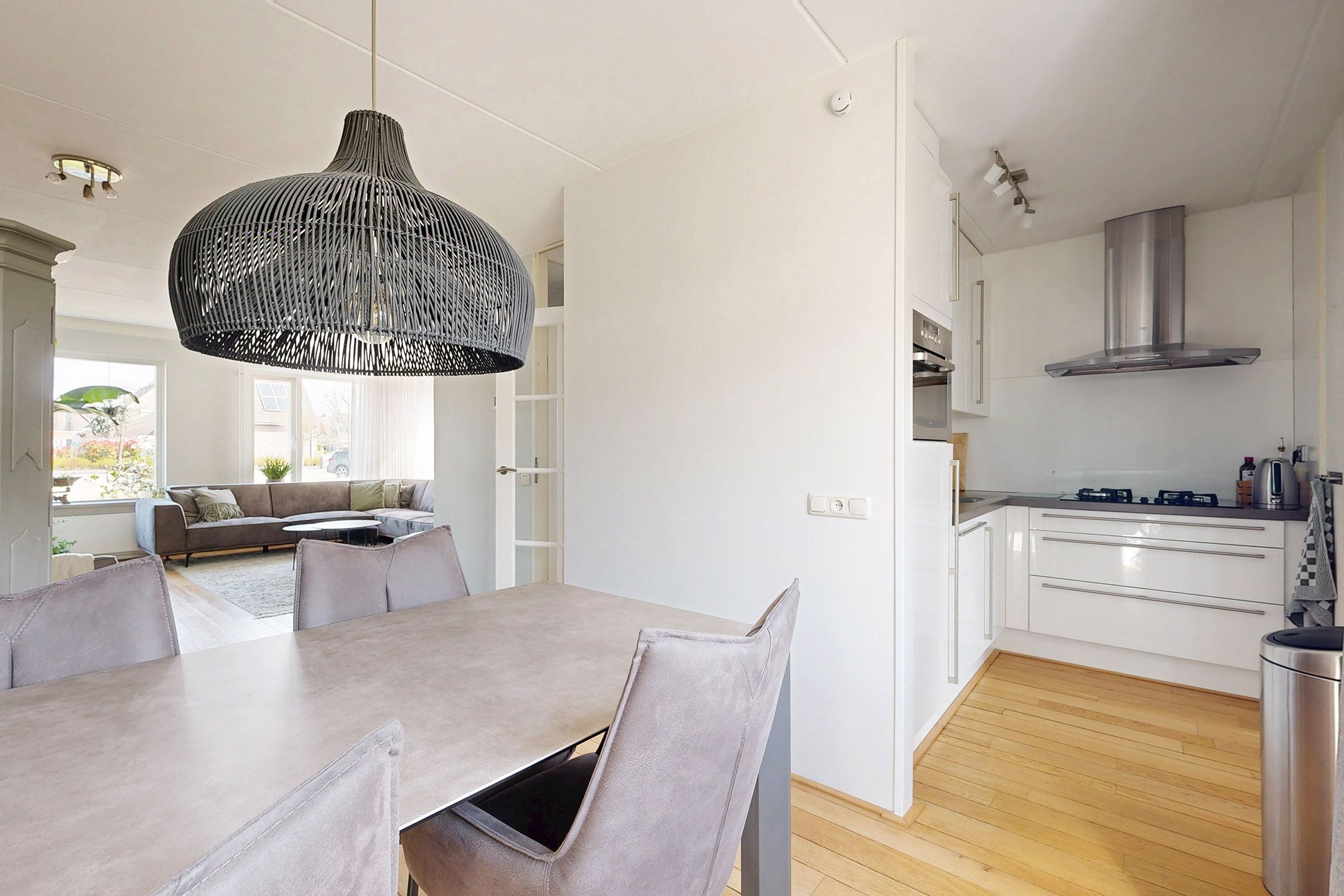 Foto 24 van Leeuwerikstraat 24