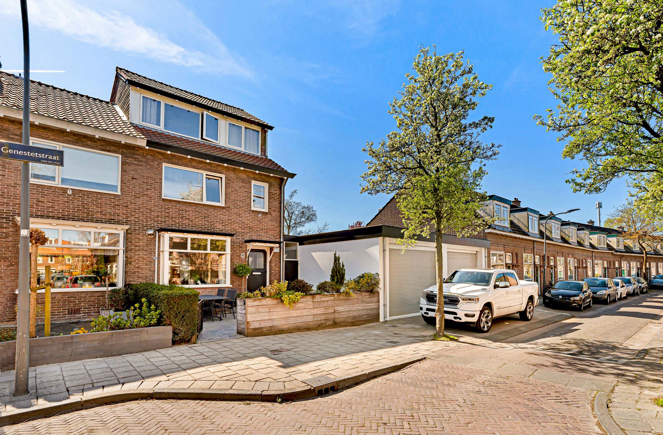 Foto 6 van De Genestetstraat 44
