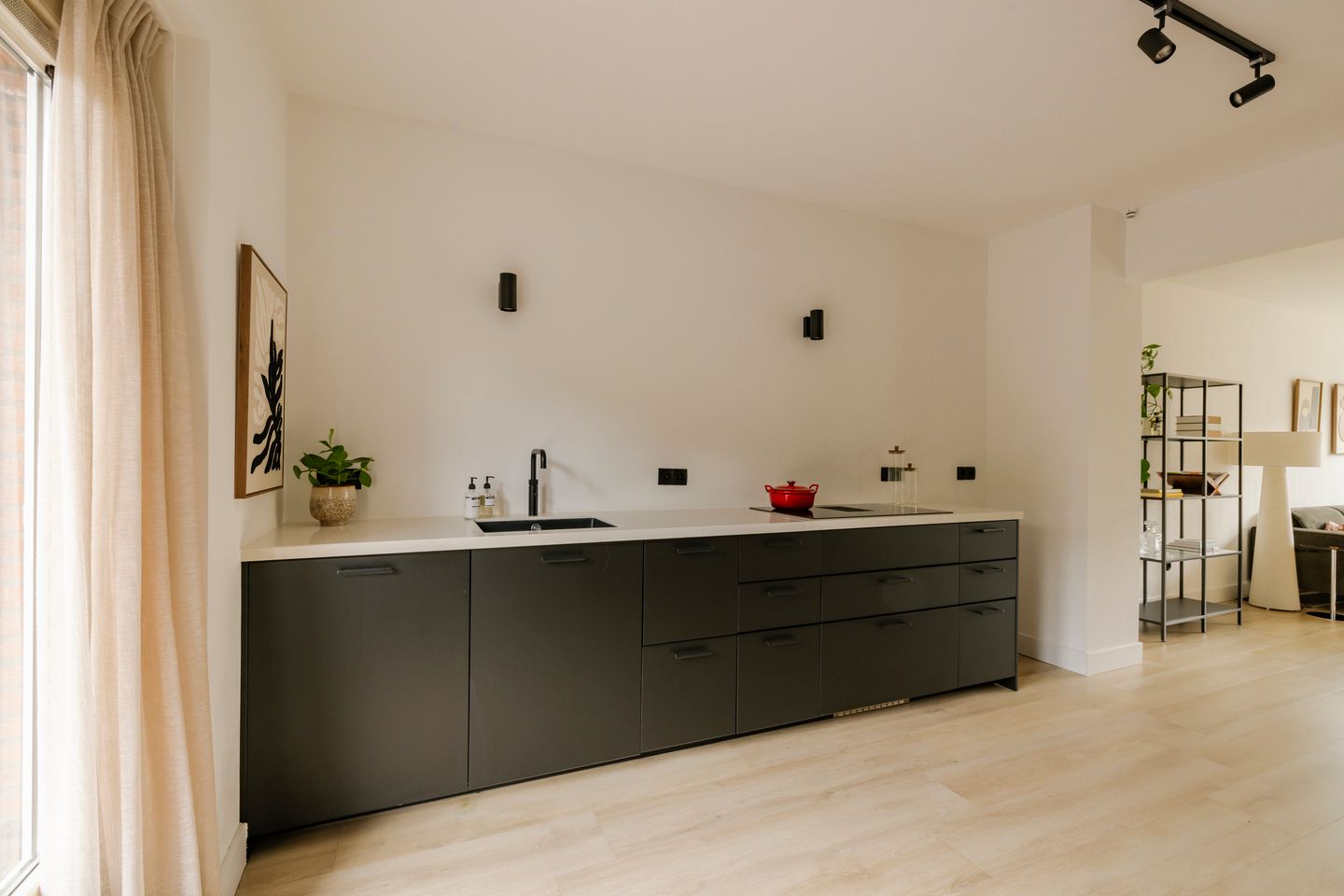 Foto 20 van J.H. Leopoldstraat 63