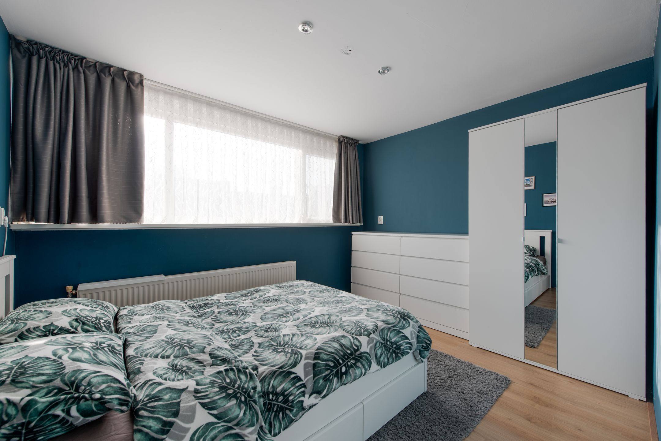 Spacious Family Home with Five Bedrooms and Sunny South-Facing Garden in Haarlem — 15