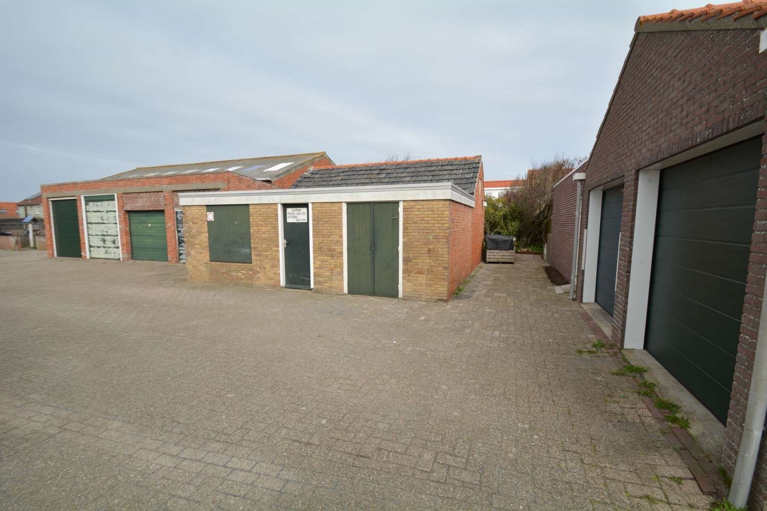 Papestraat 22-ONG 22 false