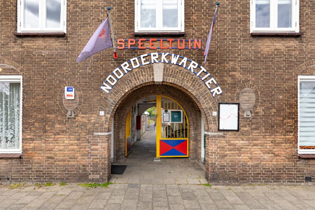 Charming renovated terraced house with 4 bedrooms near Leiden city centre — 26