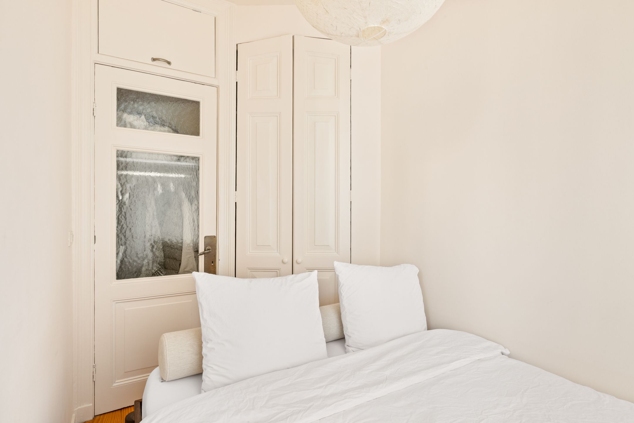 Charming Monument Apartment Near Vondelpark — 21