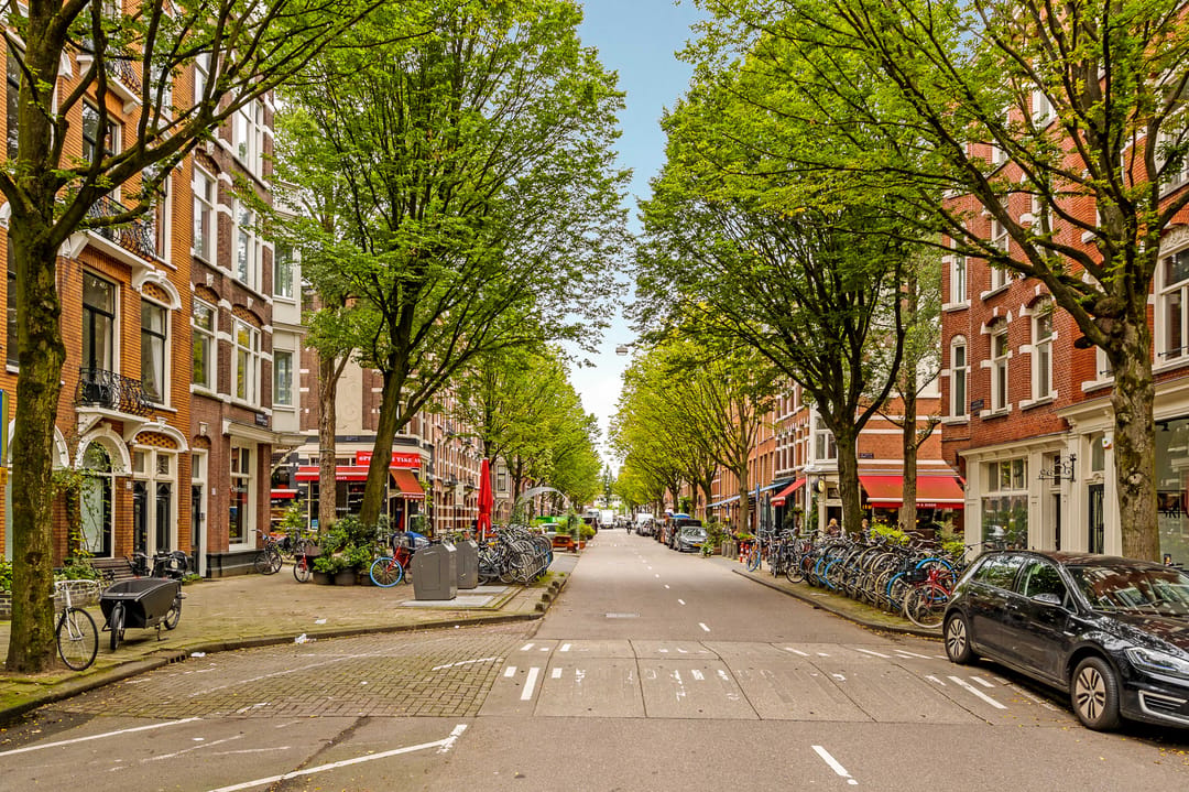 Charming Monument Apartment Near Vondelpark — 28