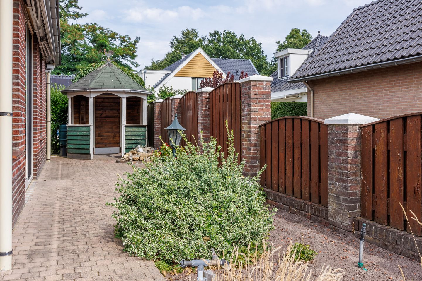 Detached and Accessible Living in Milsbeek — 34