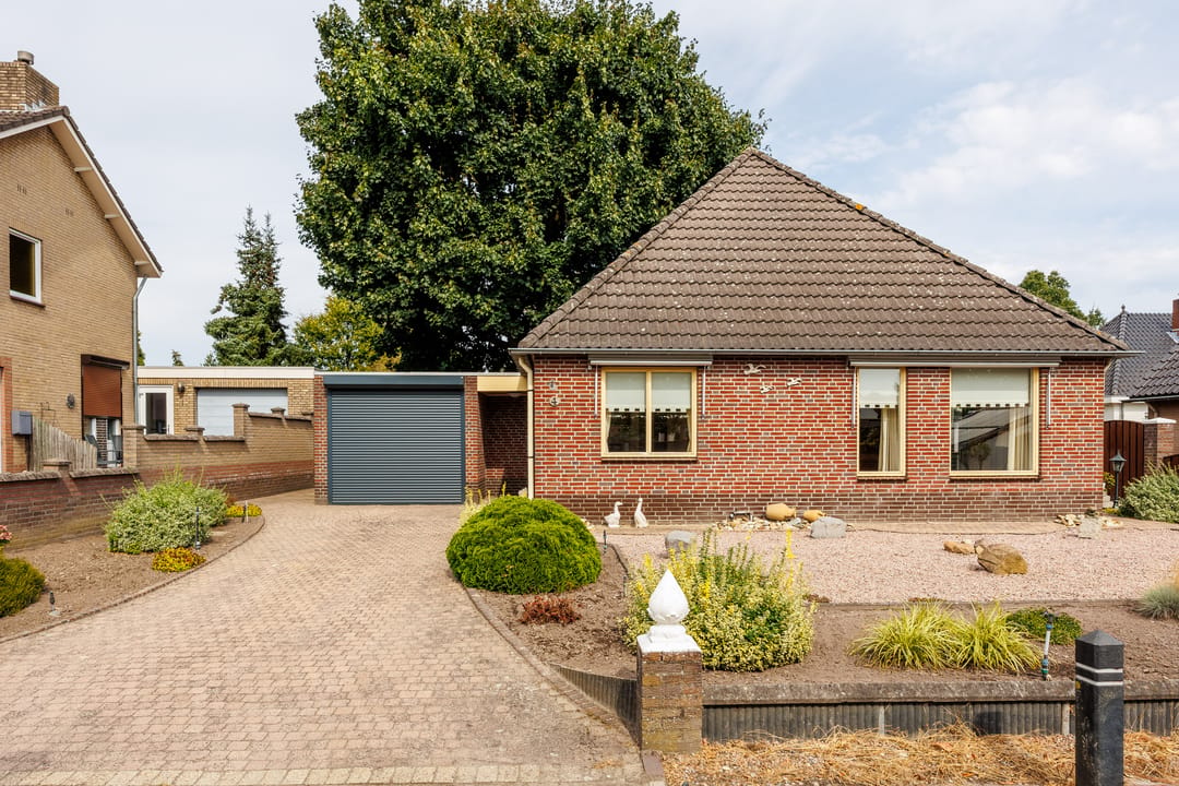 Detached and Accessible Living in Milsbeek — 26