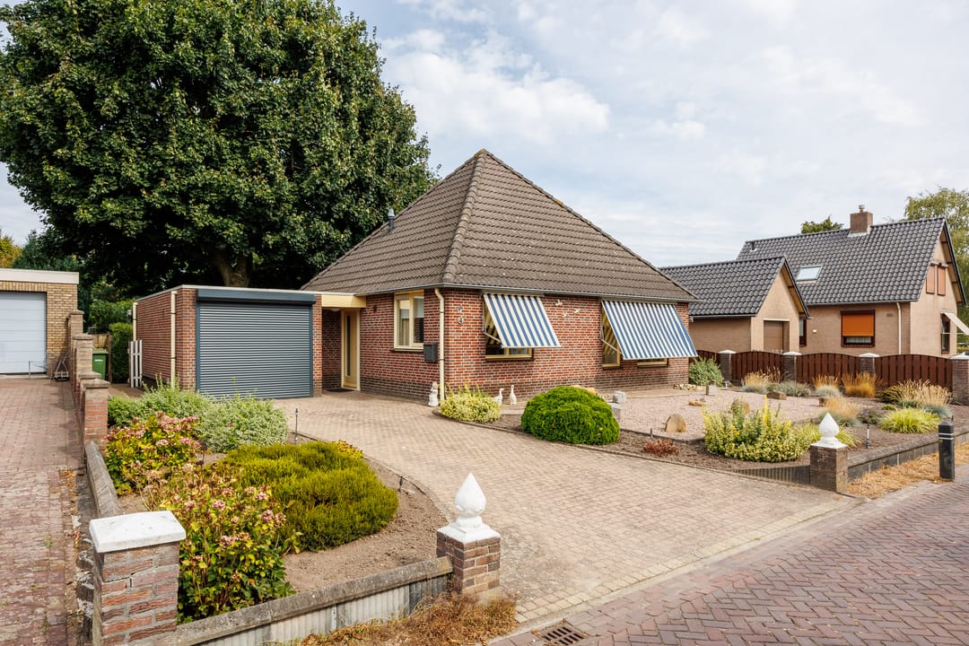 Detached and Accessible Living in Milsbeek — 37
