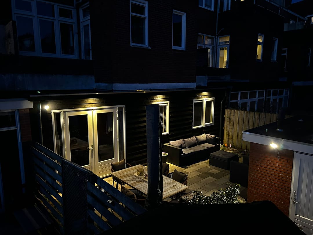 Modernized 1930s Ground Floor Apartment with Sunny Southwest Garden in Zeeheldenbuurt — 26