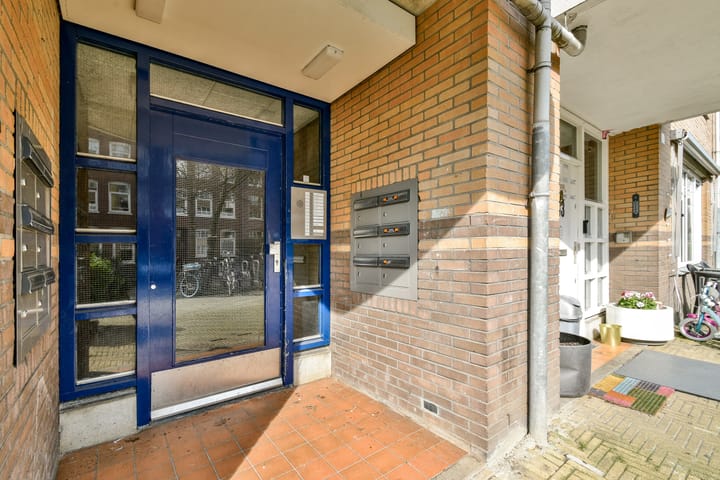 Photo 4 of Wagenaarstraat 27