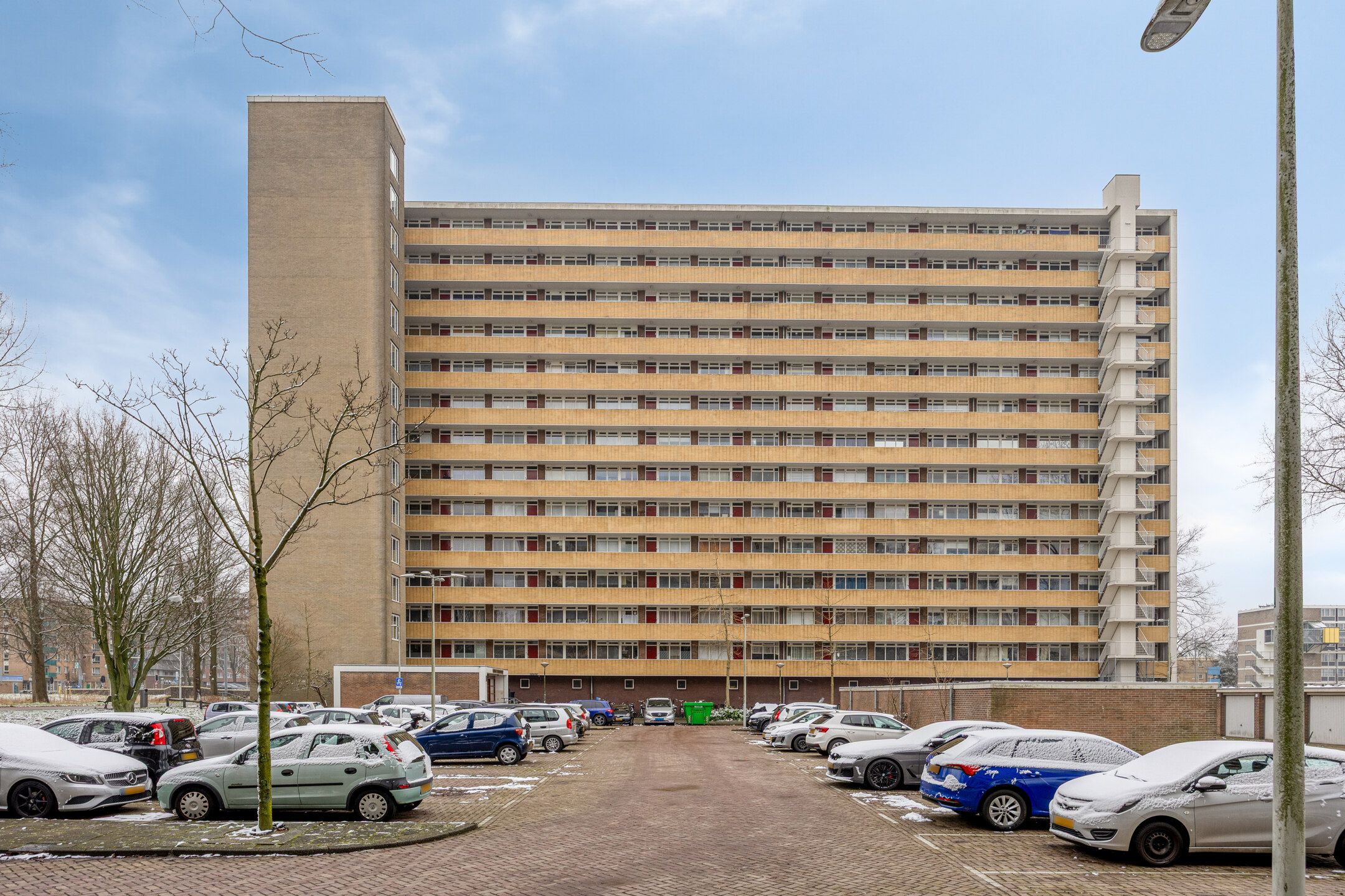 Bright 12th-floor apartment with sunny south-facing balcony and panoramic views in Amsterdam Nieuw-West — 21