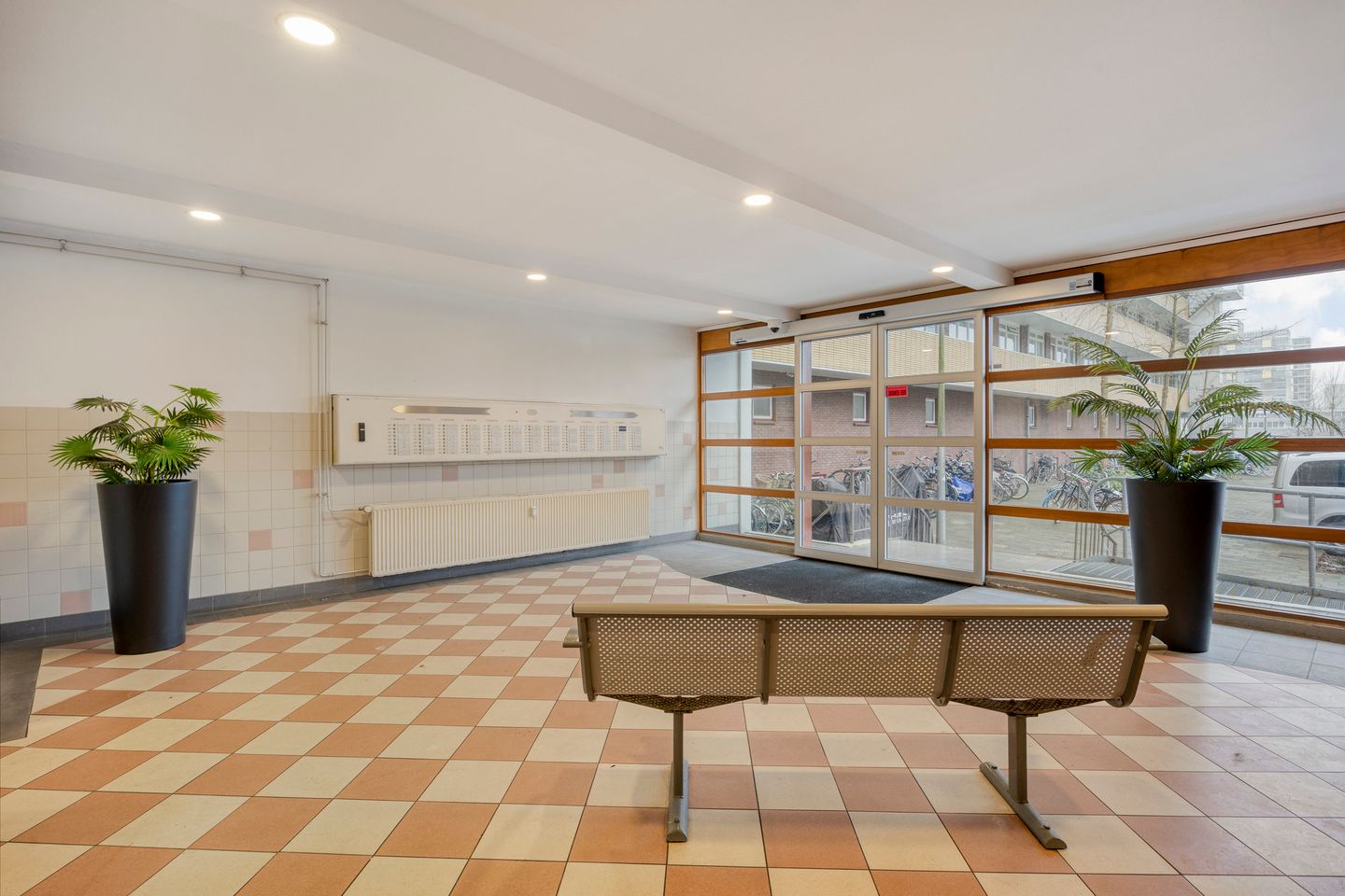 Bright 12th-floor apartment with sunny south-facing balcony and panoramic views in Amsterdam Nieuw-West — 19