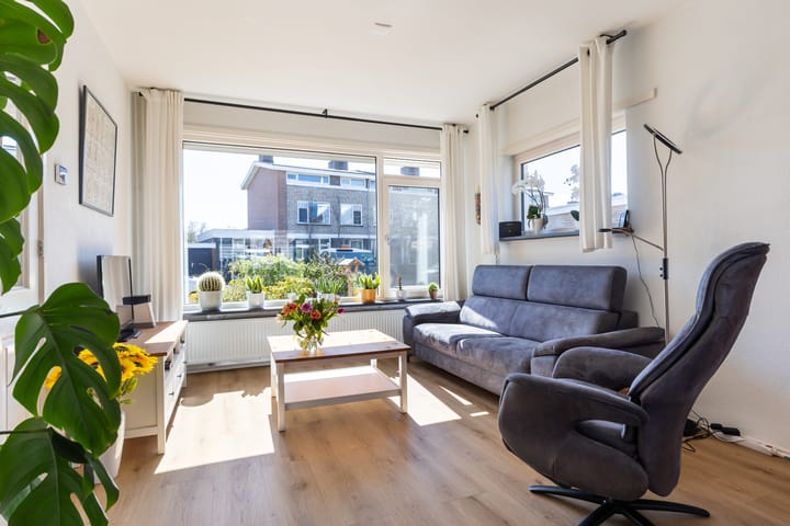 Photo 4 of Buys Ballotstraat 40