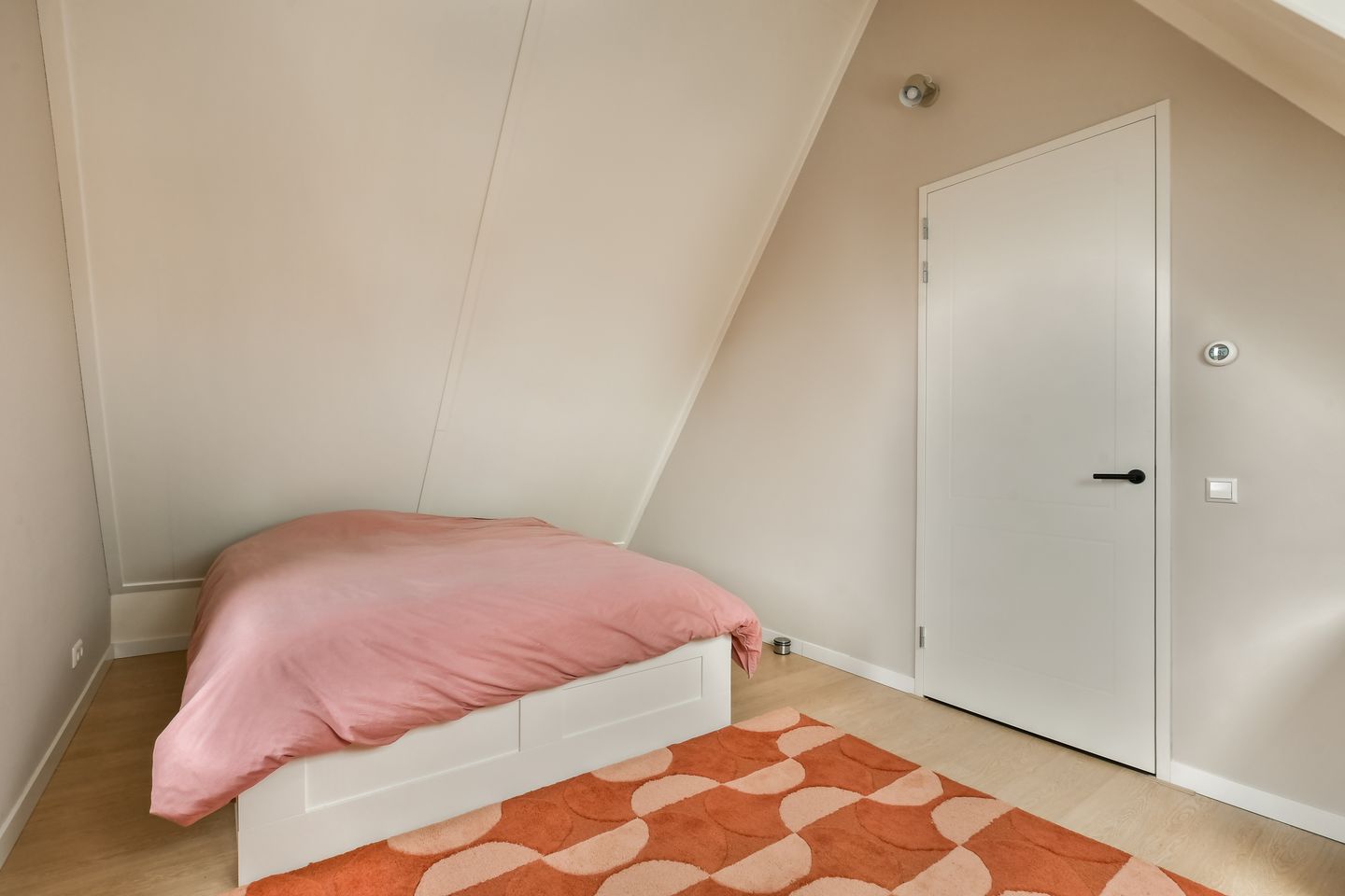 Foto 34 van Laan van Zwethof 12