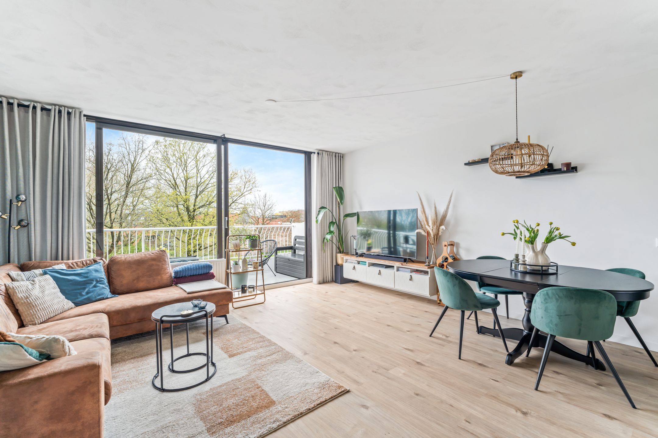 Foto 6 van Hogeweg 19-E