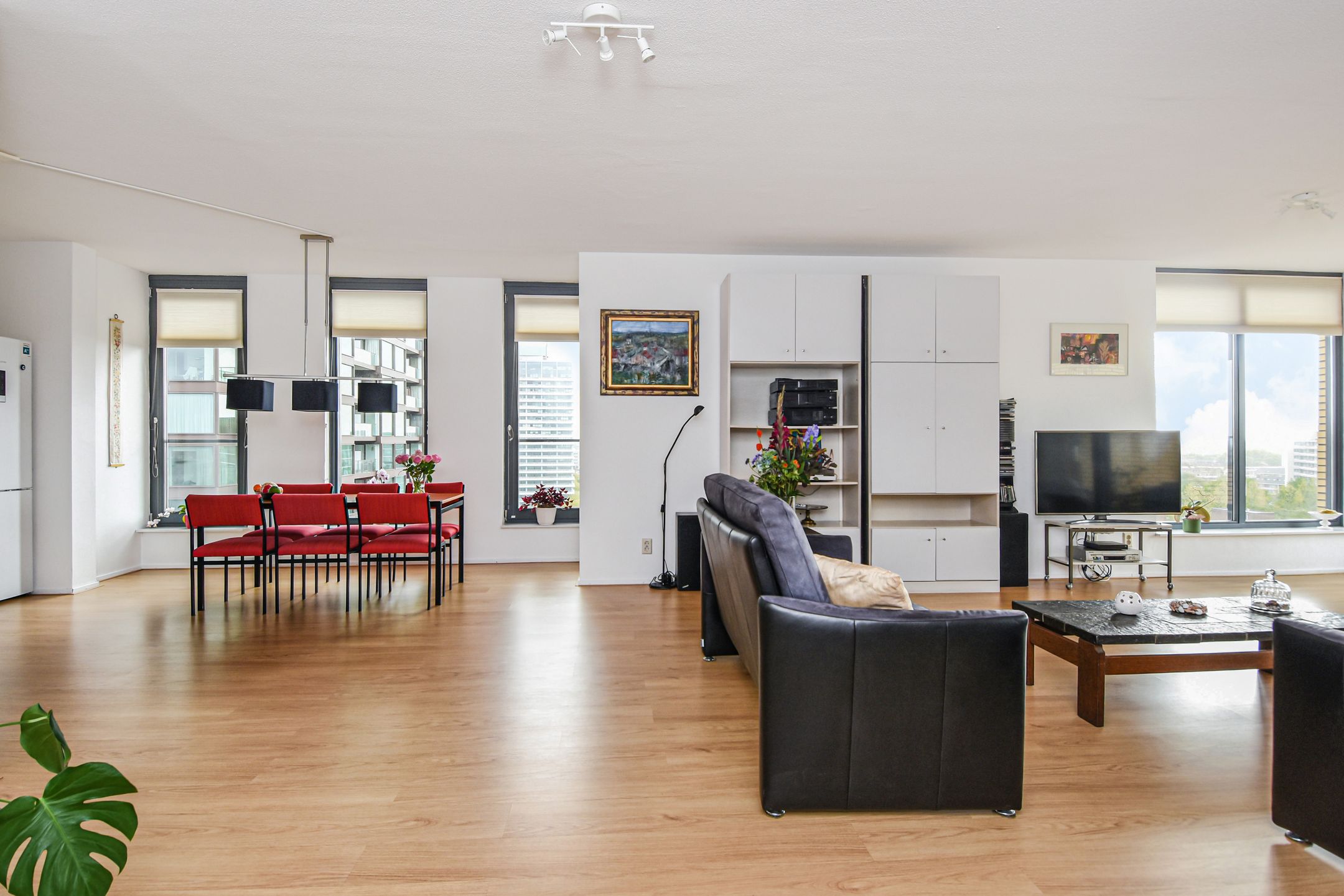 Foto 3 van Sir Winston Churchillln 370-F036