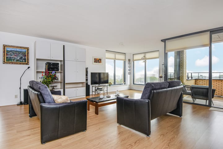 Foto 4 van Sir Winston Churchillln 370-F036