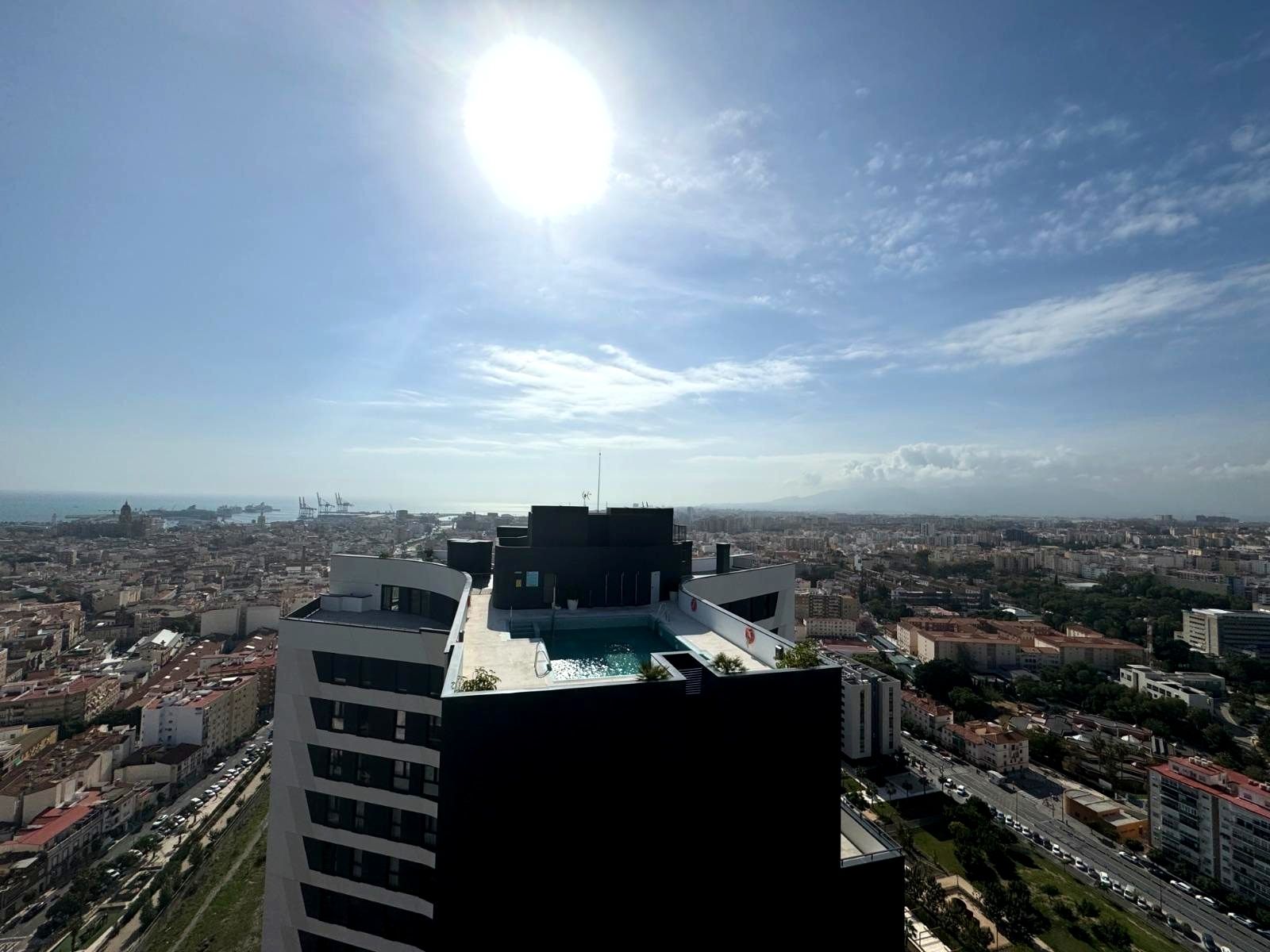Luxury Apartment in Urban Sky Towers with Panoramic Views — 18
