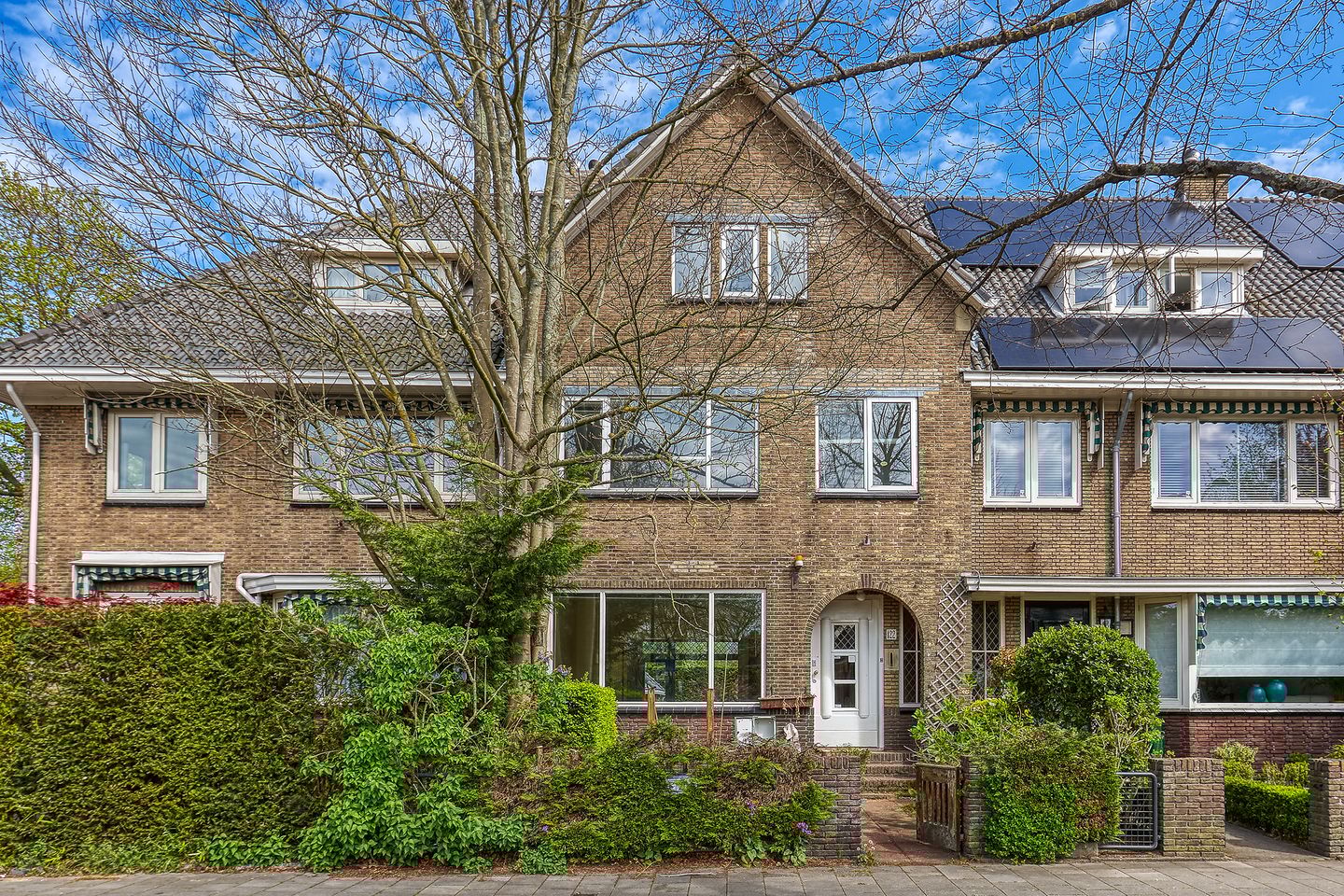 Foto 1 van Van Zuylen van Nijeveltstraat 122