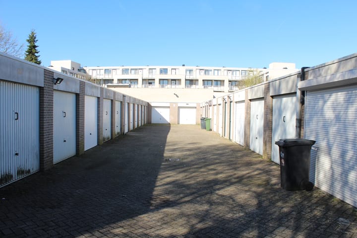 Photo 3 of Pastoor Raymakerspad