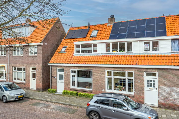 Photo 5 of Beatrixstraat 13