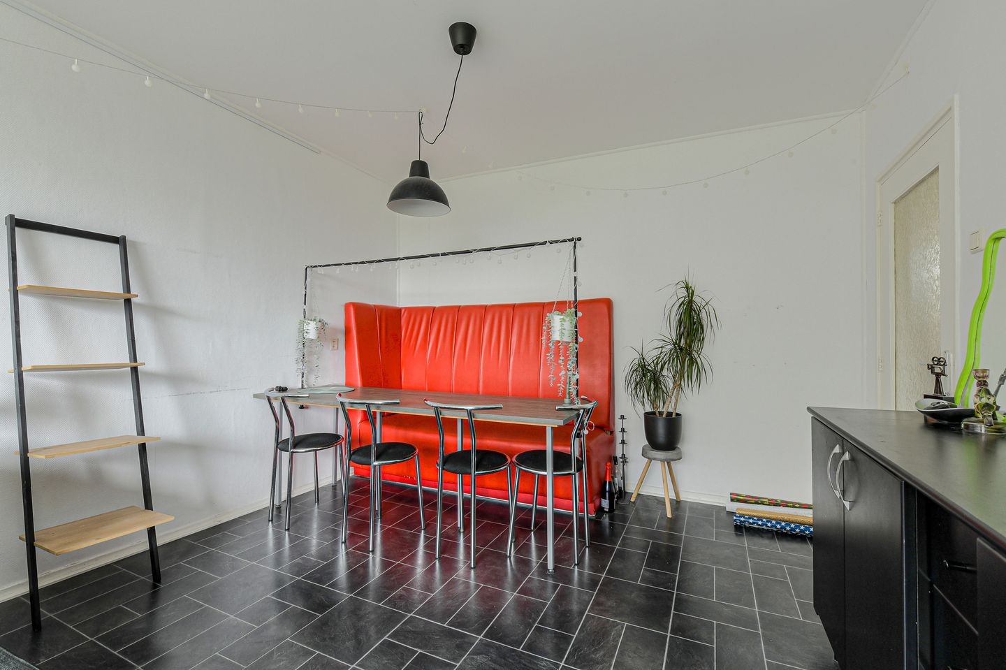 Foto 19 van Antwerpenstraat 464