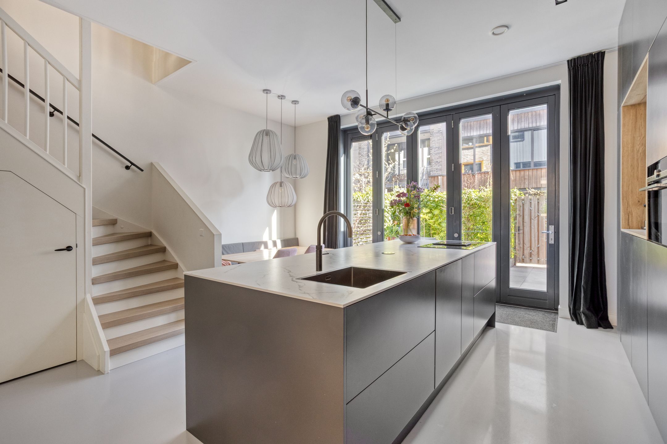 Photo 6 of John Blankensteinstraat 103