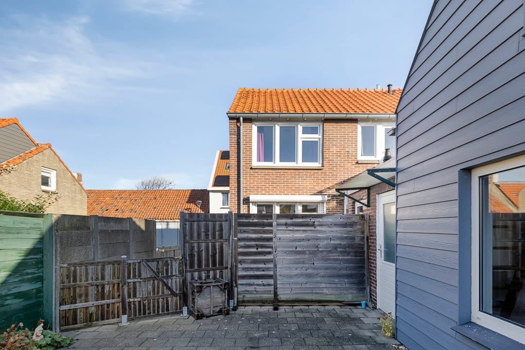 Well-maintained semi-detached house with guest accommodation in Zoutelande — 41