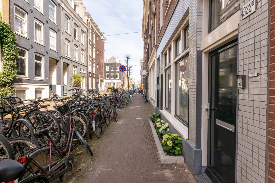 Photo 43 of Govert Flinckstraat 322-H
