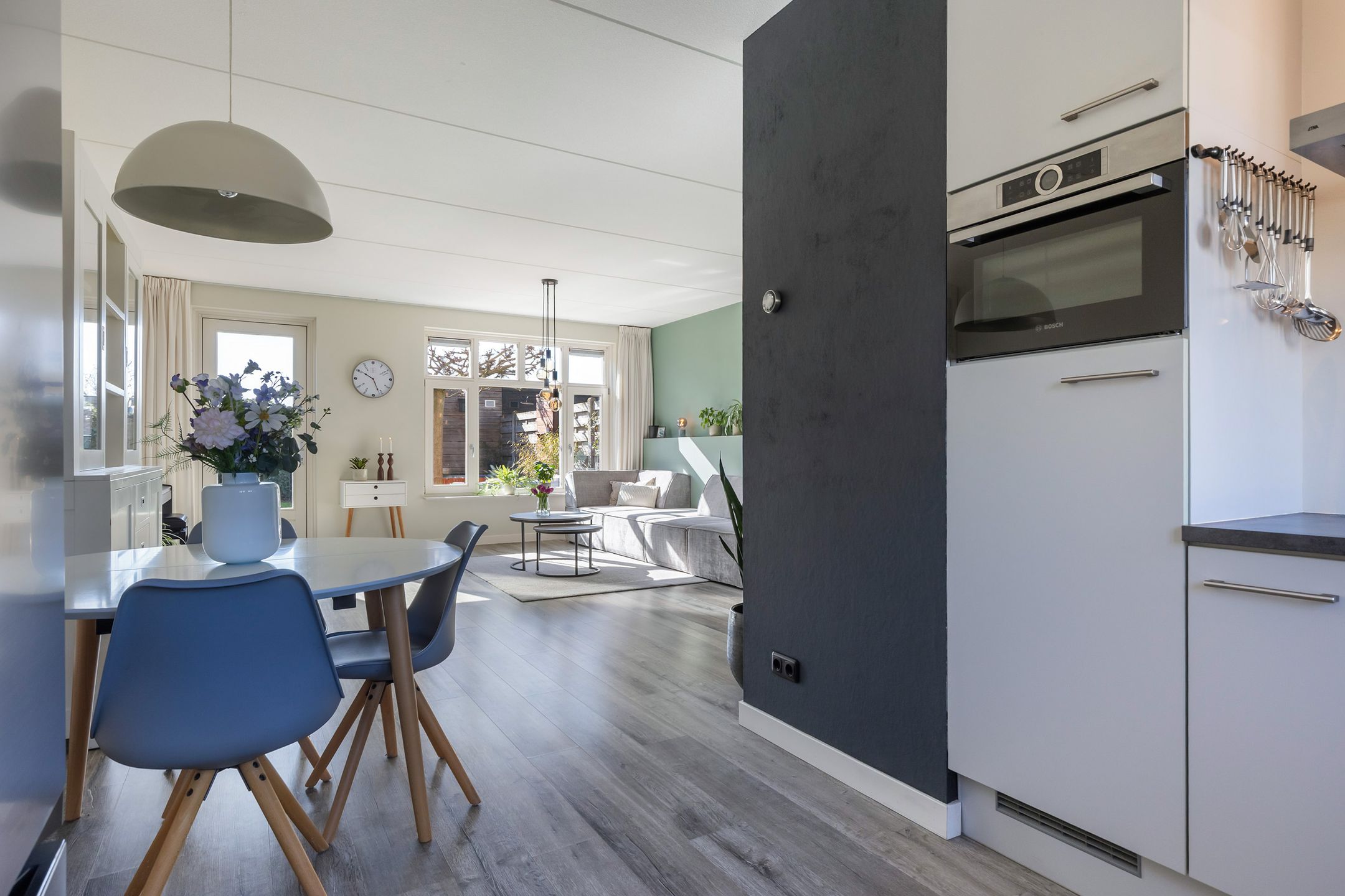 Foto 9 van Krulzoom 12