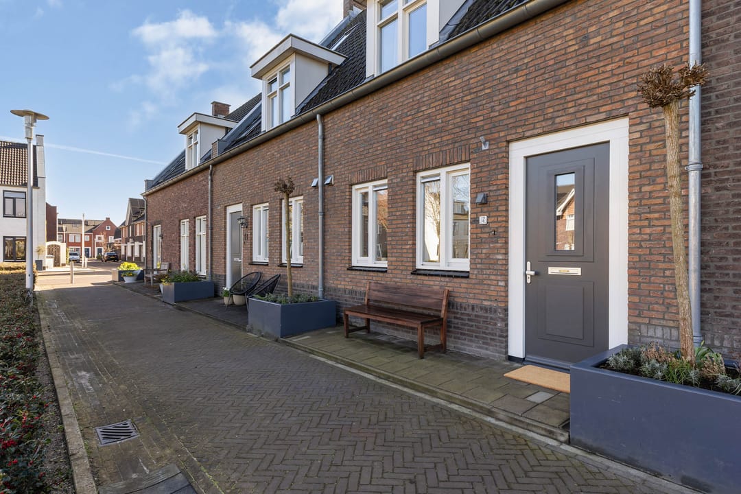 Foto 17 van Krulzoom 12