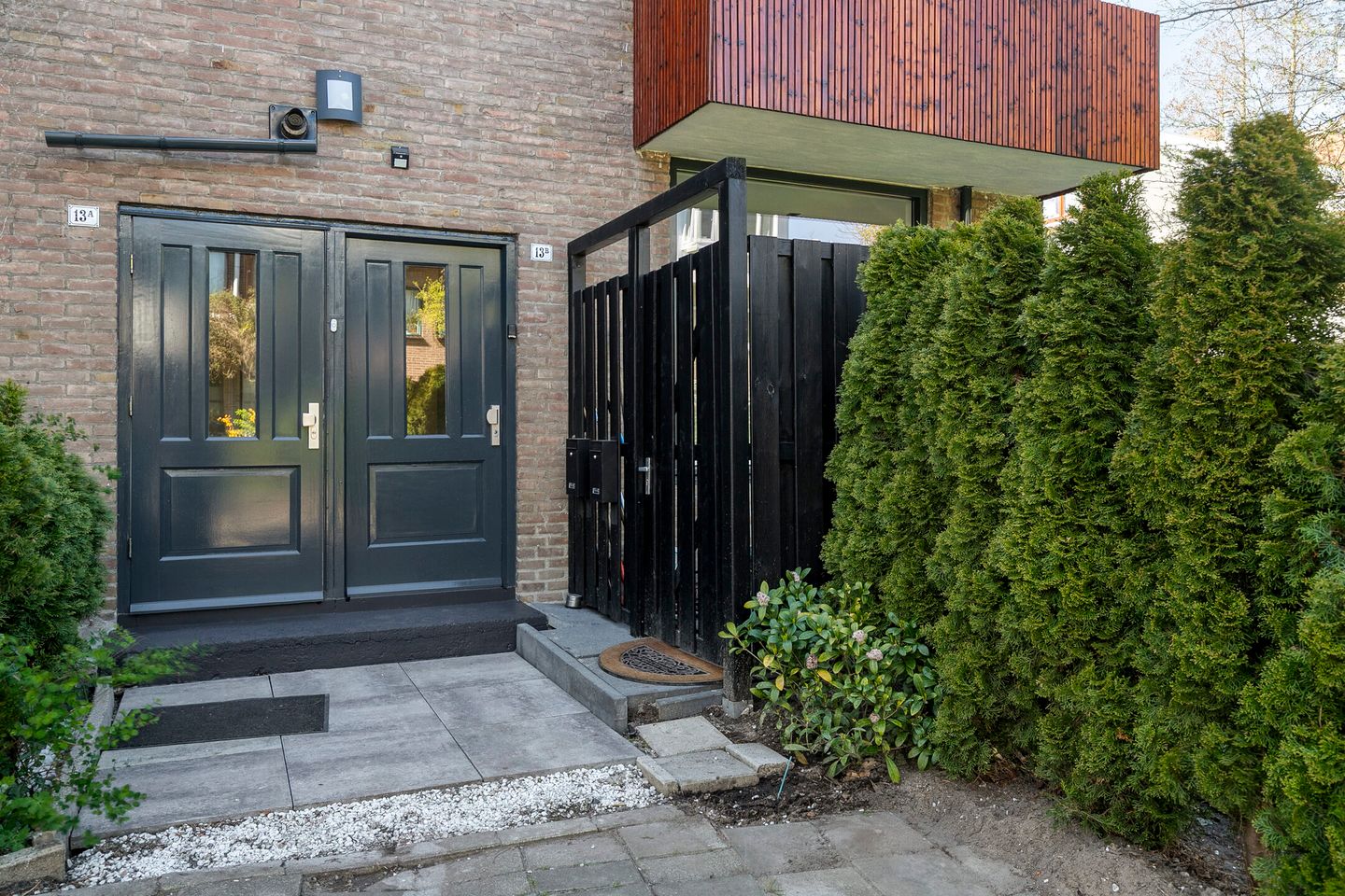 Photo 34 of Schweigmannstraat 13-B